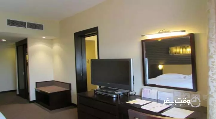 هتل رویال ات کوئینز سنگاپور